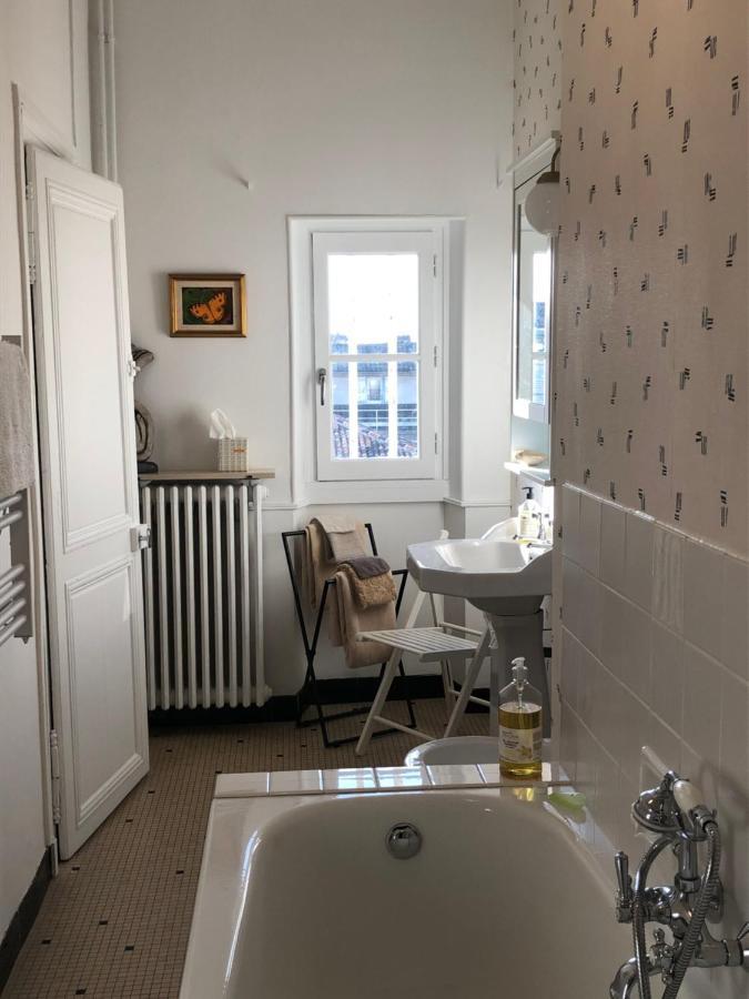Beautifully Renovated Rooms On Place New York Angoulême Exteriér fotografie