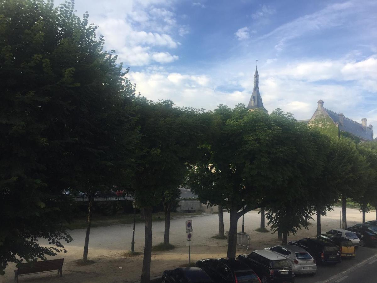 Beautifully Renovated Rooms On Place New York Angoulême Exteriér fotografie