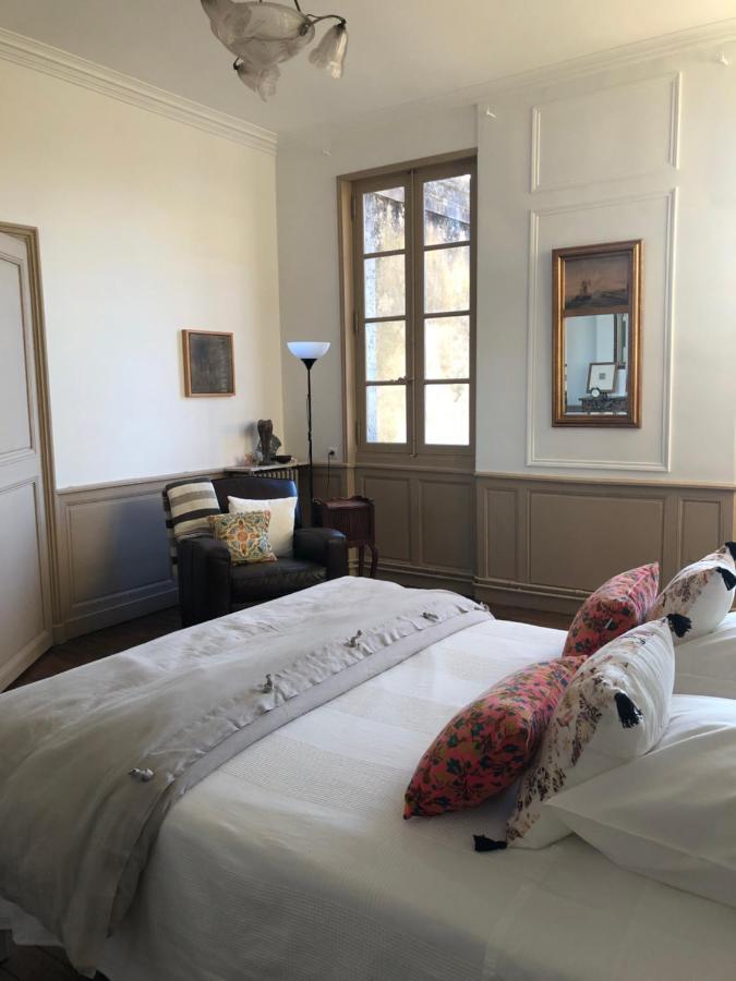Beautifully Renovated Rooms On Place New York Angoulême Exteriér fotografie